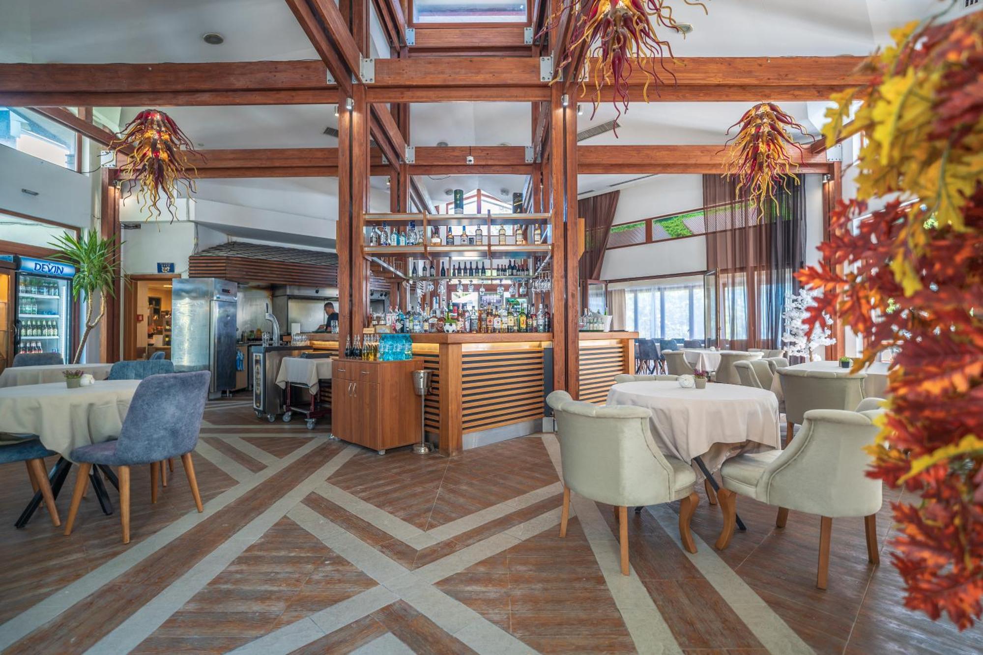 Apartment за гости затворен комплекс емералд *