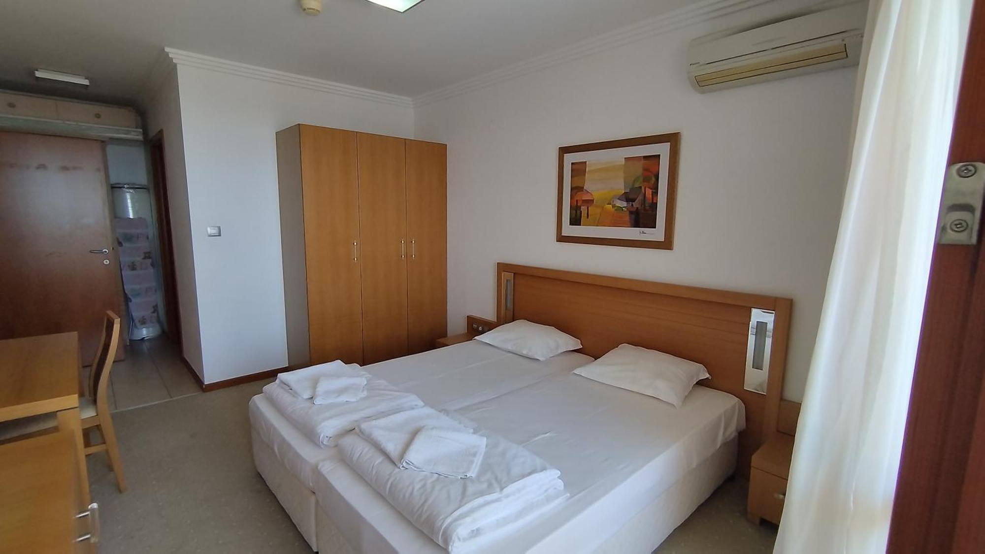 Apartment за гости затворен комплекс емералд
