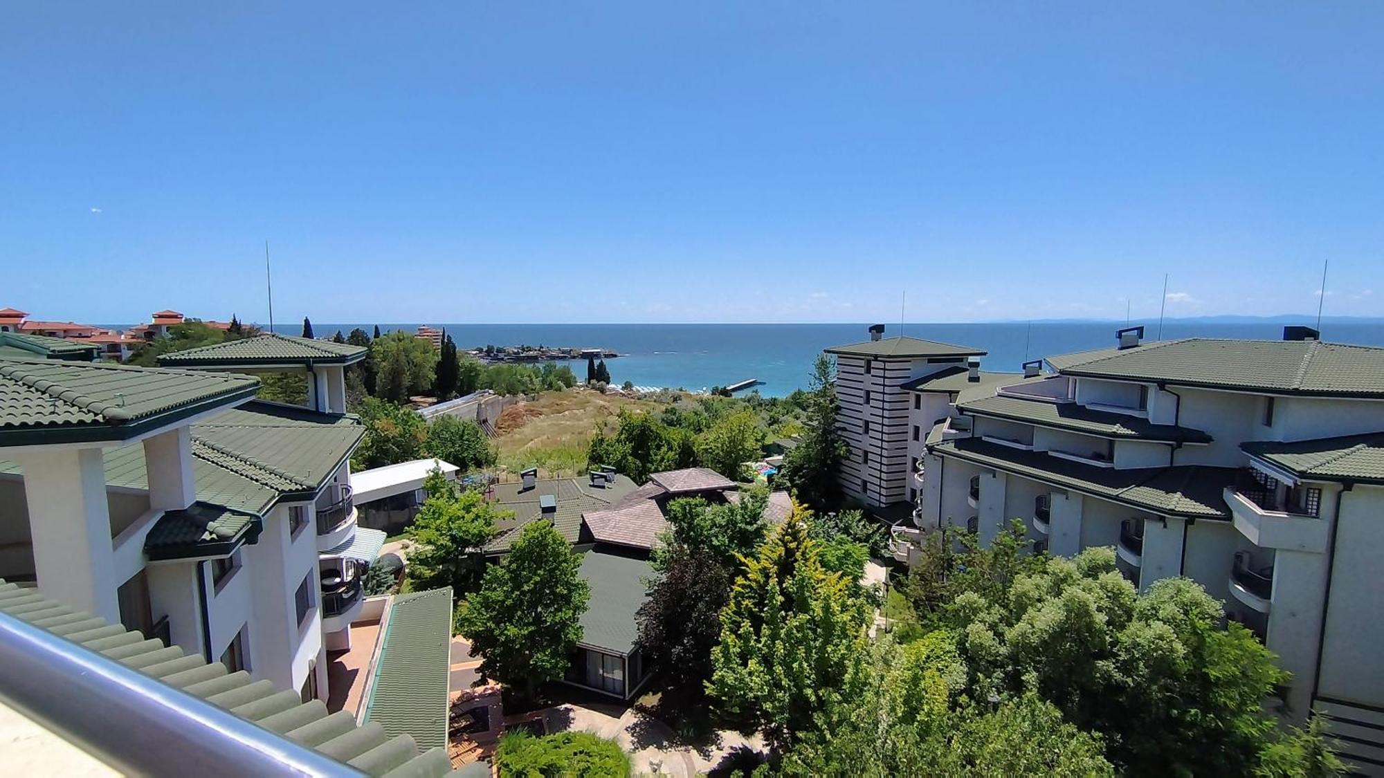 Apartment за гости затворен комплекс емералд